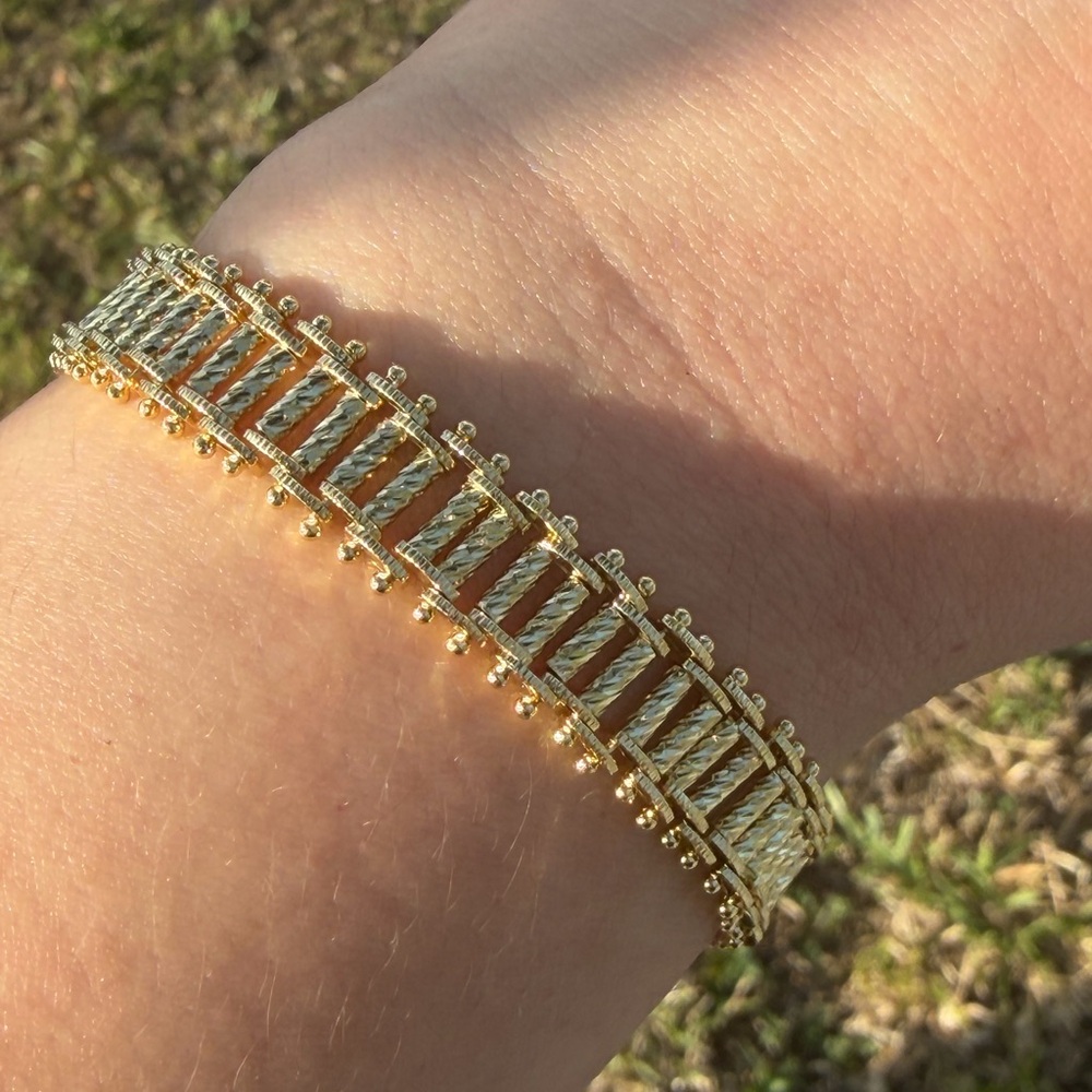 Gold plated bracelet
